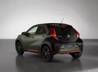 2022款Aygo X  Limited 欧洲版