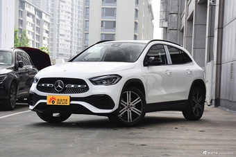 2022款奔驰GLA 220 4MATIC